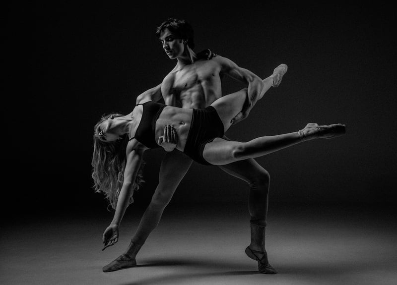 Contemporary Dance Contact Improvisation